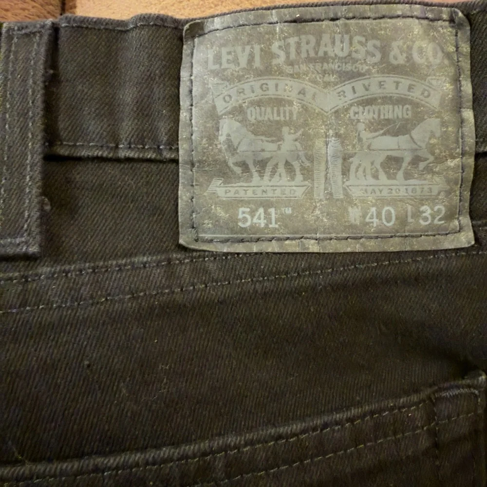 Levi's Men's 541™ Black Athletic Taper Stretch Jeans Size 40 x 32